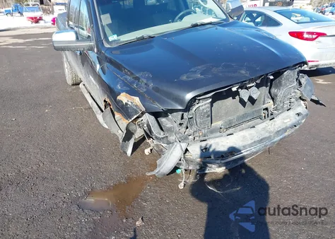 2010 Dodge Ram 1500 Slt/Sport/Trx z USA, uszkodzony, nr VIN 1D7RV1CT8AS182918